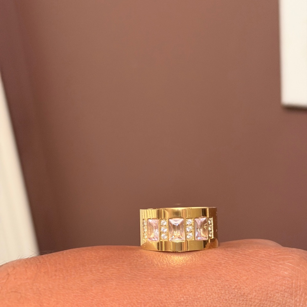 NWOT 18K SS & Crystal Band Ring - Picture 3 of 5
